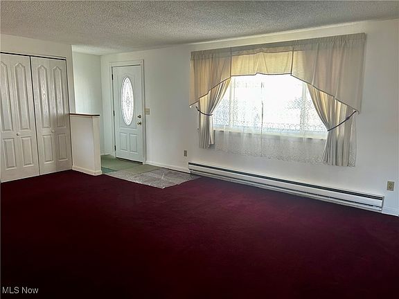 2nd image of 2043 W 41st St