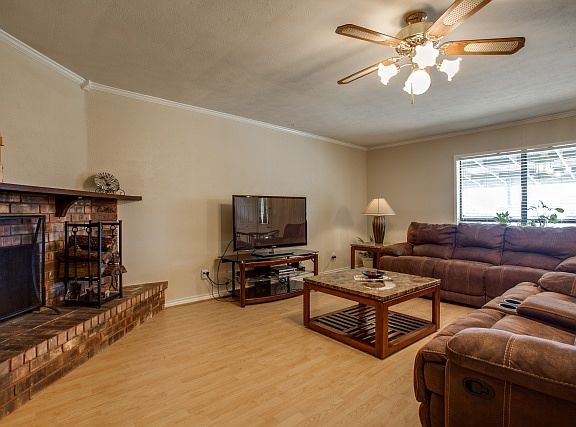 4th image of 4322 Blue Creek Dr