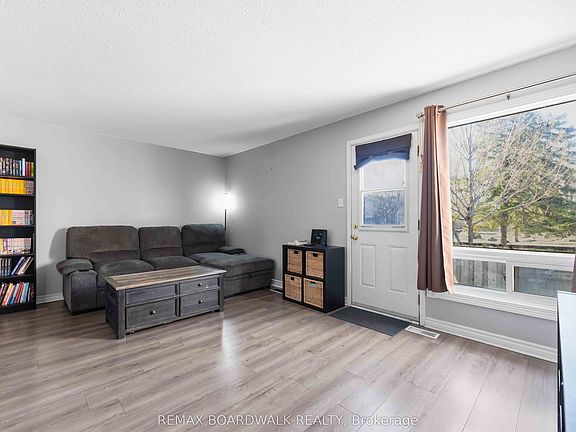 4th image of 1707 Meadowbrook Rd