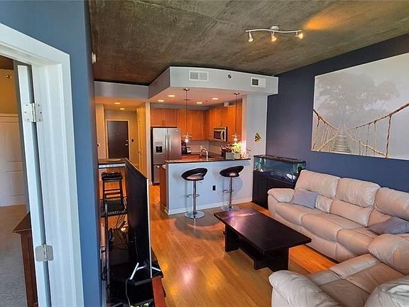 3rd image of 855 W Peachtree St NE Unit 1510