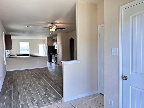 3rd image of 24914 Puccini Pl