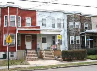 528 Avenue E, Bayonne, NJ 07002