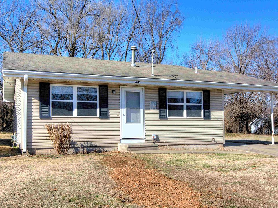 1st image of 2429-2462 N Homewood Ave
