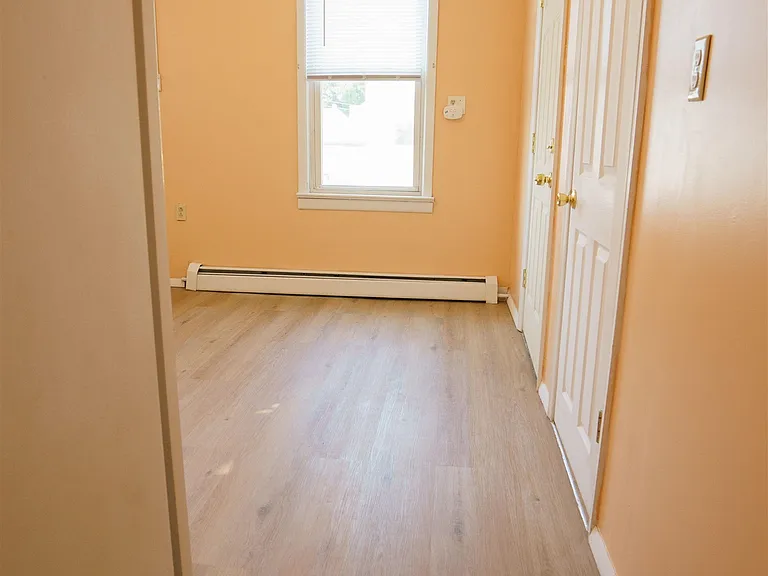 72 W 12th St #2 — Photo 12