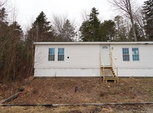 16 Tucker Brook Rd, Lincolnville, ME 04849