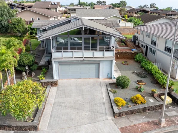 98-1665 Apala Loop, Aiea, HI 96701