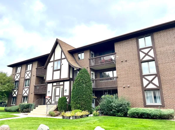 10532 Palos Pl #A, Palos Hills, IL 60465