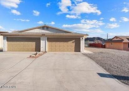 1st image of 3270 Osborn Dr #102