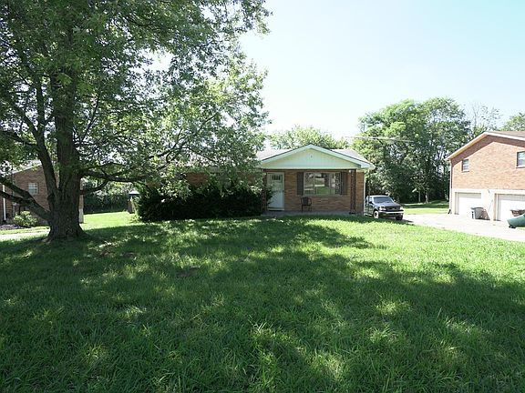 2nd image of 10109 Crescent Dr
