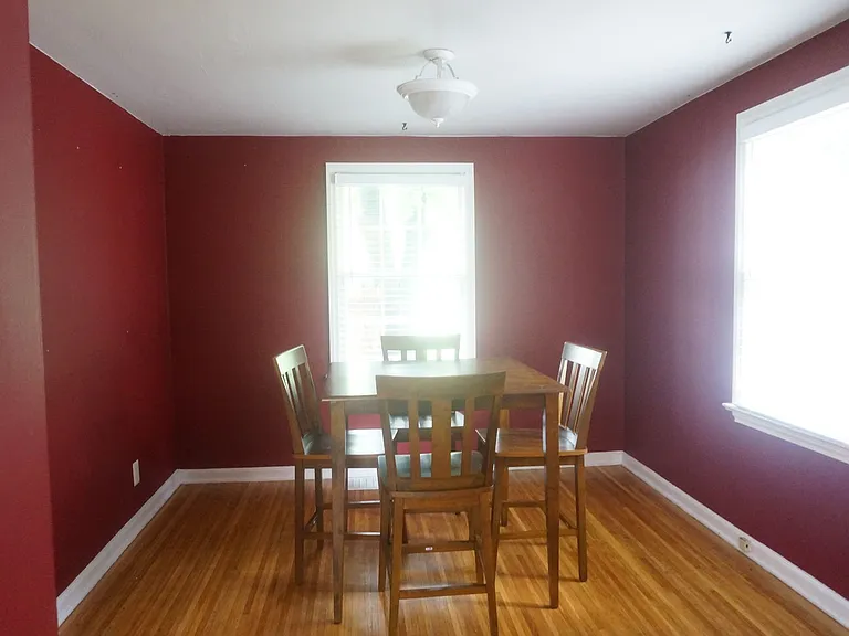 187 Edgemont Rd #R2 — Photo 15