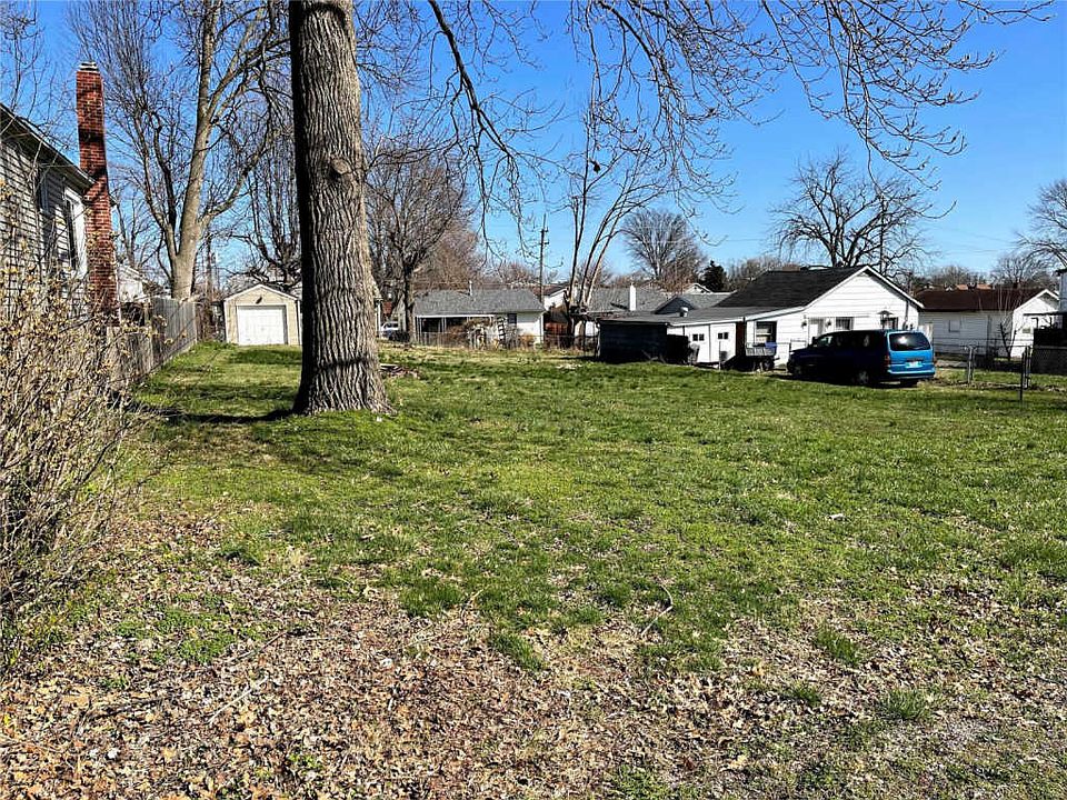 2nd image of 9520 Longwood Ave