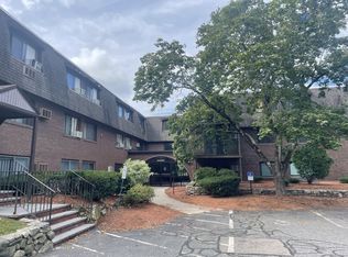 688 Boston Post Rd E APT 324, Marlborough, MA 01752