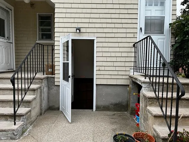 65 Oak St #B — Photo 11