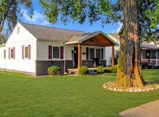 3232 Moultrie Ave, Mattoon, IL 61938