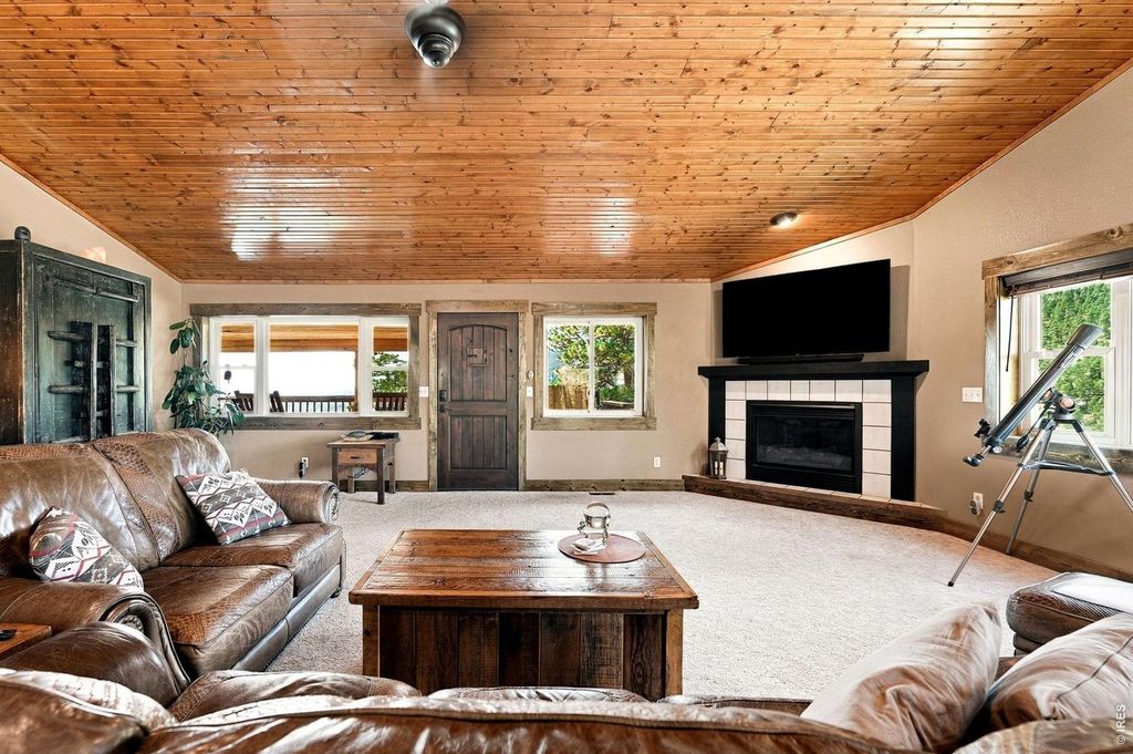 681 Bitterroot Gulch Trl