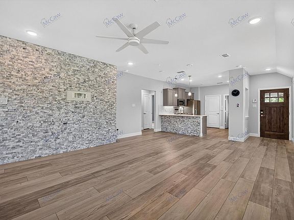 3rd image of 159 Bryant Ln