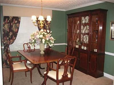 4th image of 278 Dewfall Dr