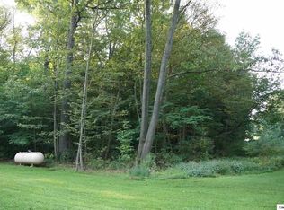 18222 Paige Rd, Mount Vernon, OH 43050