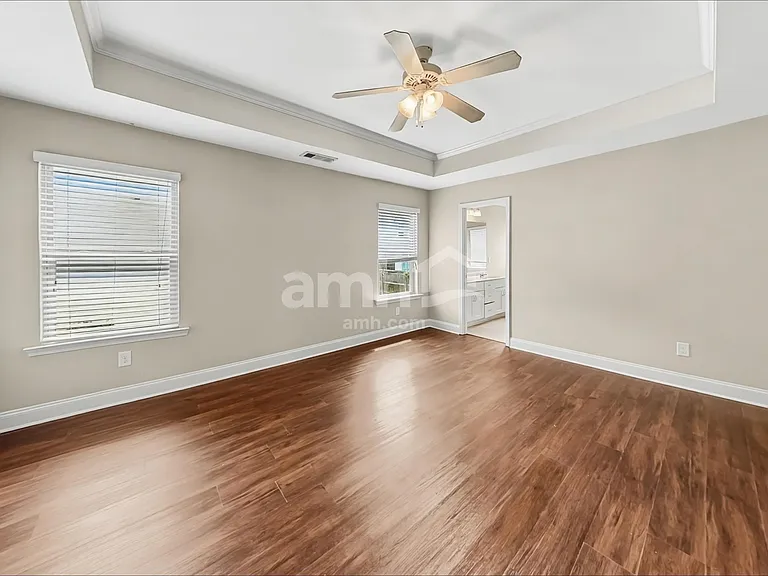 2462 Folsom St — Photo 9