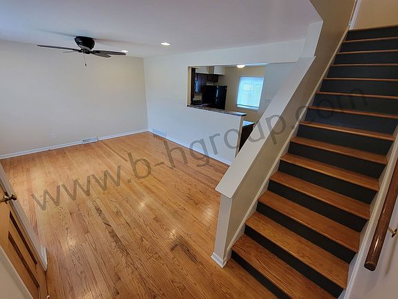 4th image of 8419 22nd Ave #8419