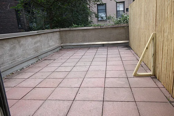 Rented by City Connections Realty | media 26