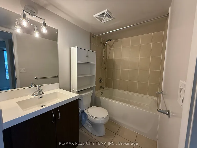 800 Lawrence Ave W #1421 — Photo 10