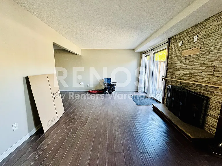 1308 Landmark Trl S — Photo 15