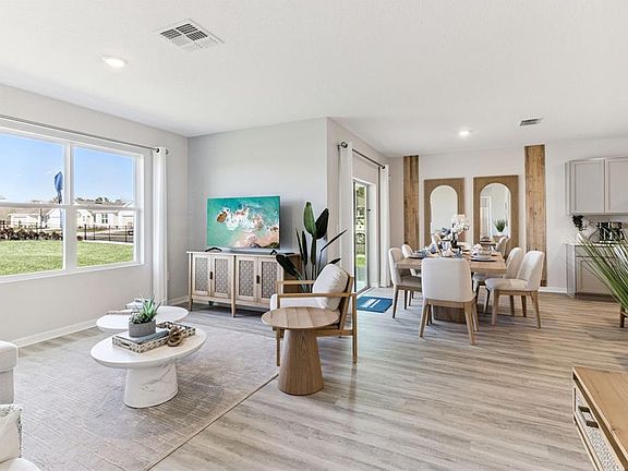 4th image of 3538 Roden Rd