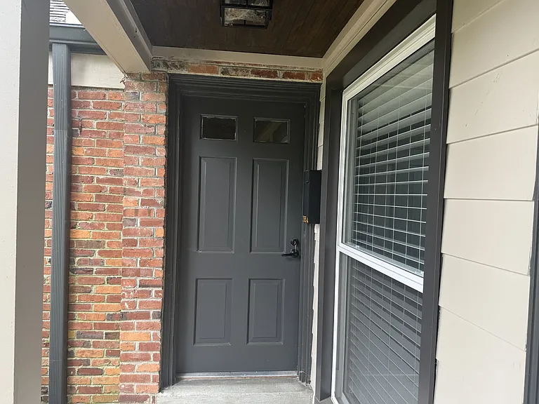 2815 Acklen Ave — Photo 2