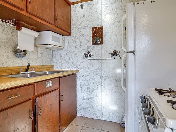 4th image of 6263 W OMEARA RD
