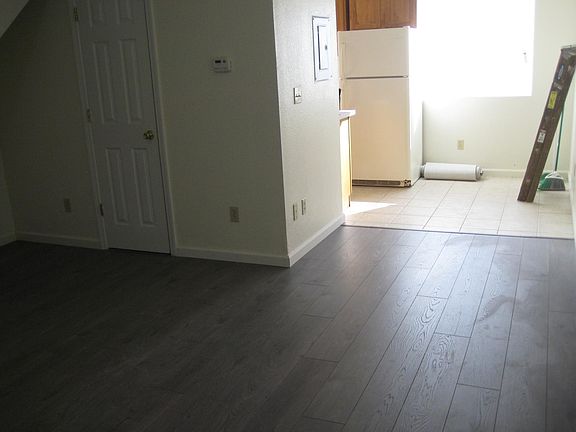 2nd image of 625 W A St