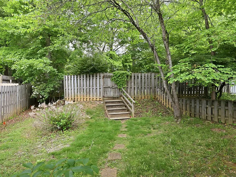 67 Covered Bridge Dr — Photo 26