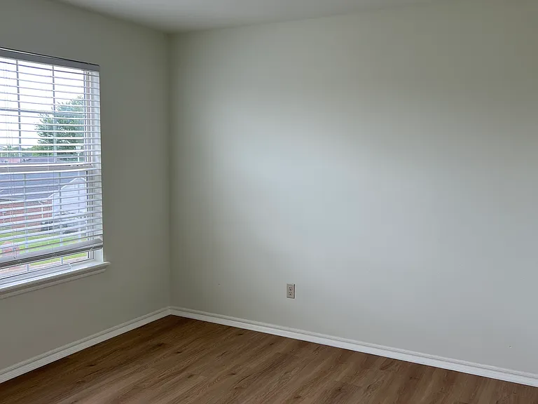 1117 S Catalina Dr — Photo 13