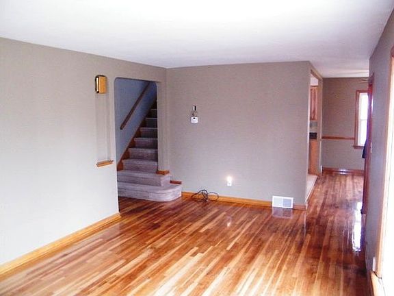 5th image of 175 E 294th St