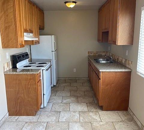 3rd image of 311 Ellwood Beach Dr APT 10