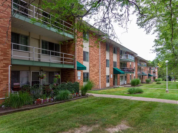 302-8690 Broadview Rd, Broadview Heights, OH