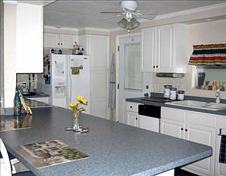 3rd image of 4166 Oak Grove Dr