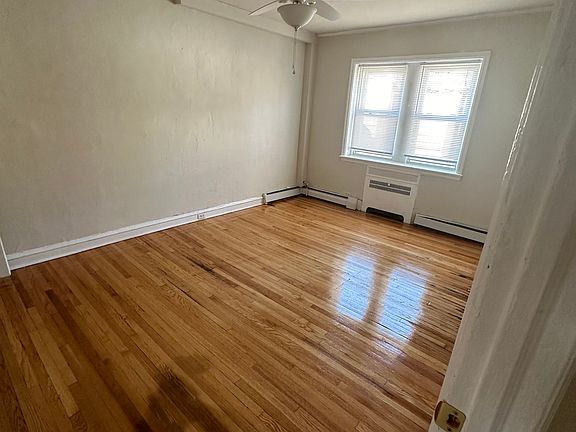 4th image of 5200 W Montgomery Ave #1F