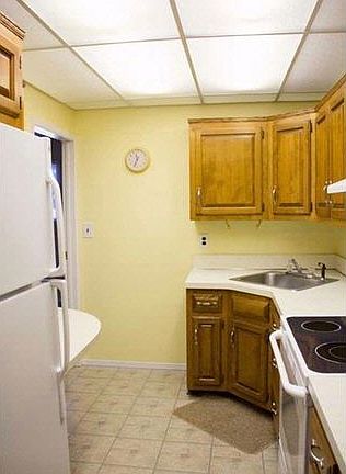 4th image of 39 Cinderella Ln