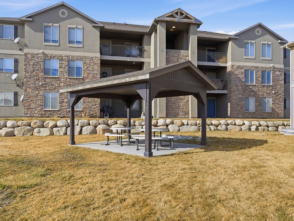 1st image of 3812 E Rock Creek Rd APT 8