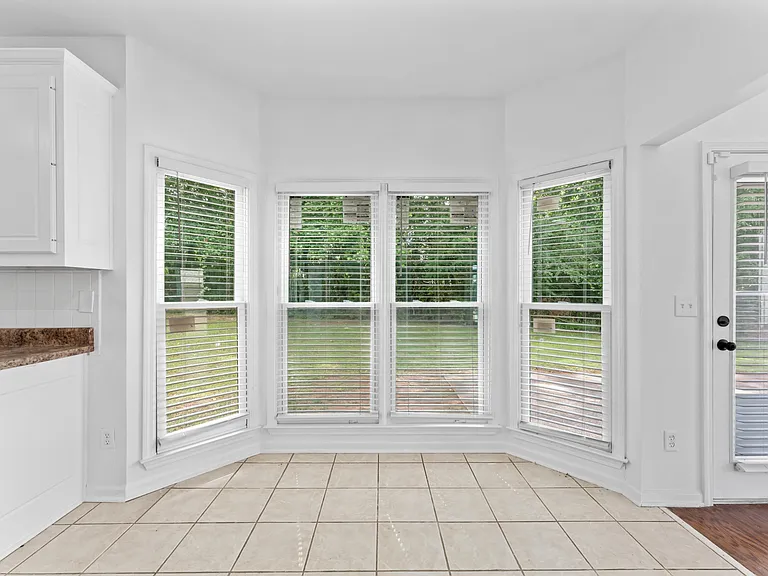 4267 Azalea Walk — Photo 7