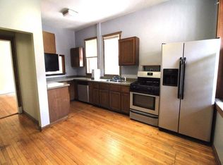 1039 W Dakin St, Chicago, IL 60613