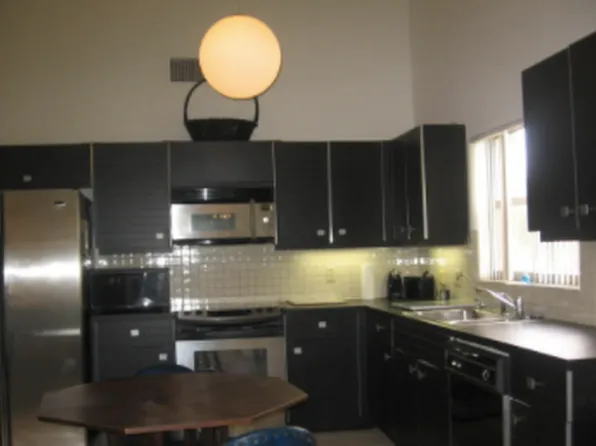 7031 NW 3rd Ave, Boca Raton, FL 33487