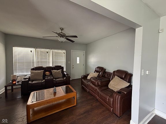 5th image of 267 Hendricks Pl