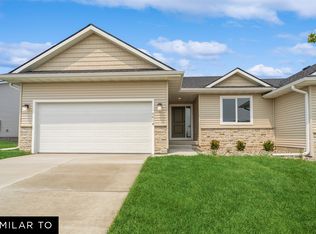 5520 NE Briarwood Dr, Ankeny, IA 50021