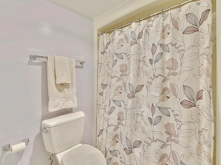 2105 Jamieson Ave — Photo 21