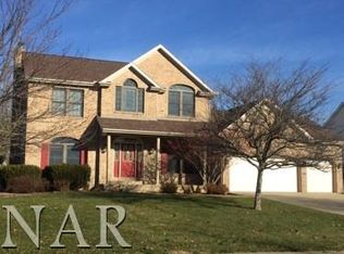 3206 Viney Ln, Bloomington, IL