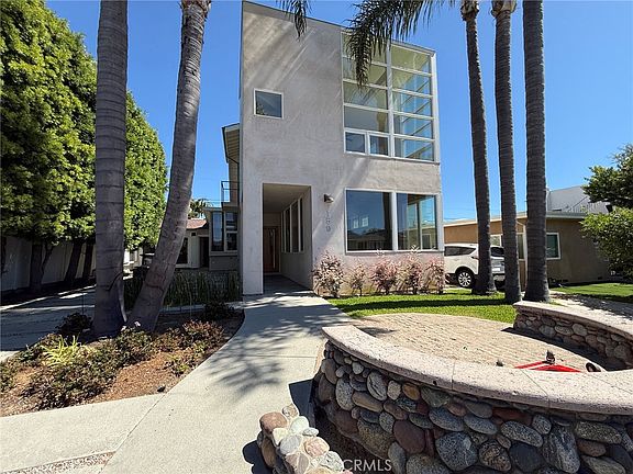 2nd image of 159 W Avenida Alessandro