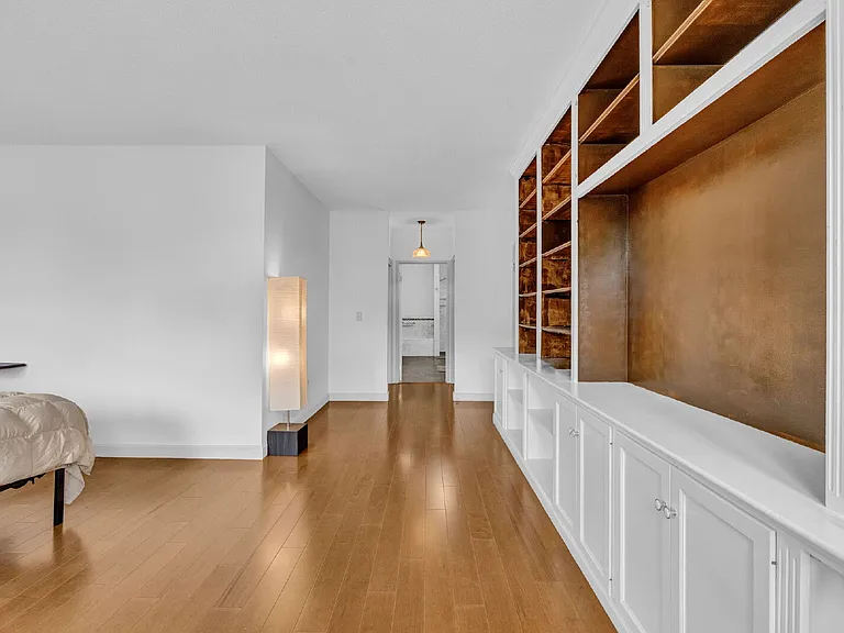 112 Franklin St #C2 — Photo 17