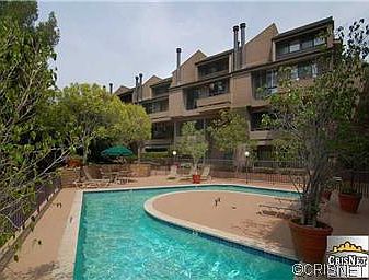 1st image of 13331 Moorpark St APT 338